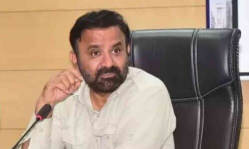 ನಾವು ಬೆದರಿಕೆಗೆ ಹೆದರಲ್ಲ, ಒರಿಜಿನಲ್ ಹಿಂದೂಗಳು ಪ್ರಿಯಾಂಕ ಖರ್ಗೆ ಜೊತೆ ಇದ್ದೇವೆ: ಸಂತೋಷ್ ಲಾಡ್