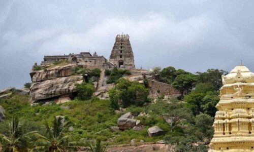 ಮೇಲುಕೋಟೆ ಯೋಗಾನರಸಿಂಹ ದೇಗುಲದ ಹುಂಡಿ ಹಣ ಕಳ್ಳತನ; ಅರ್ಚಕ ಸೇರಿ ಐವರ ಅಮಾನತು